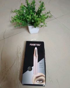 Rechargeable Eyebrow trimmer...