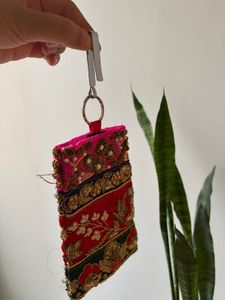 Embellished Saree Waist Clip Pouch
