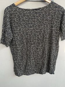Stylish Black &amp; White Striped Top