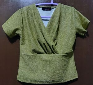 Everlush tops No flaws, no stain Bust-48cm, Height-46cm