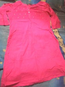 Vibrant Pink Kurta with Subtle Embellishments