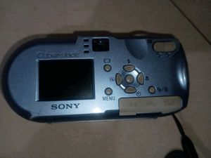 Sony CYBERSHOT DSC P73 Blue