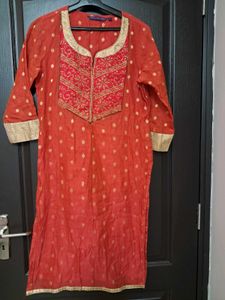 Pantaloons: Red & Gold Embroidered Kurti