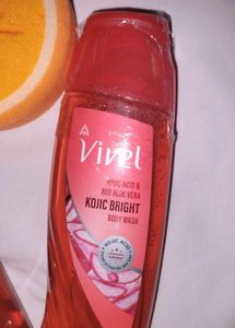 Vivel 1 Body Wash with Exfoliating Sponge