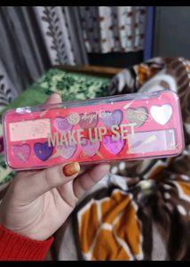 Eyeshadow pallete