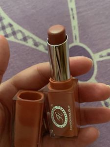 shiny gloss stick