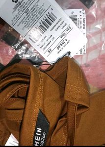 cute Brand new brown top