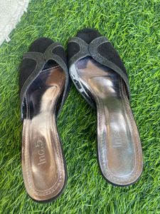 Stylish Black Slip-On Heels