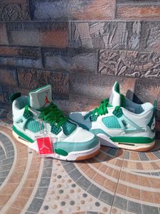 OG THRIFTED Nike Jordan Retro 4
