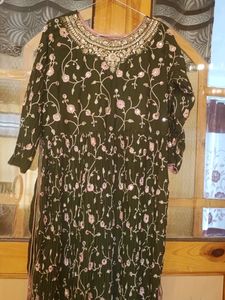 Mehendi Special Aaliya Cut 3 Piece Suit