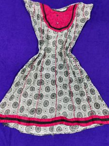 Printed Kurta with Pink Neckline
