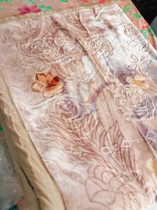 Luxurious Plush Blanket for Winters