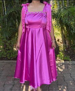 Stunning Fuchsia Satin Dress with Bows