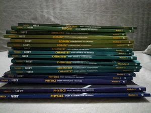 PW Yakeen NEET Study Material for Droppers.