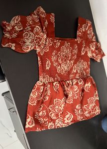 Chic Red Floral Print Smocked Peplum Top