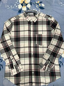 Zara Men's Plaid Button-Up Shirt