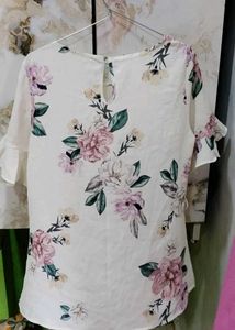 Floral Print Ruffle Sleeve Top
