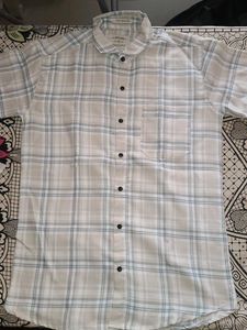 Men's Plaid Button-Up Shirt