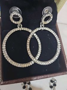 Chic Hoop Earrings &amp; Beaded Necklace Set