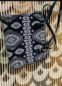 Hand bag