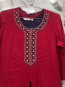 red max kurti