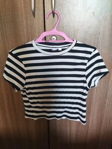 WOMEN CROP TOP ( BLACK )