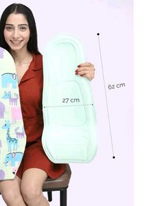 2-in-1 Baby Feeding Pillow and Carrier