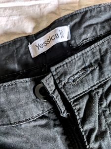 Woman Black Short