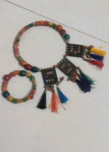 Bohemian Beaded Necklace & Bracelet Set