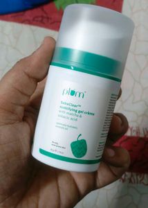 plum mattifying gel cream