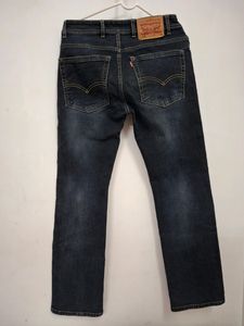 LEVI'S STRAIGHT FIT JEANS FOR MEN • 28 INCH WAIST