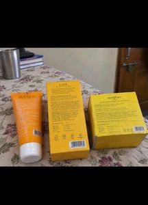 Dot &amp; Key Vitamin C E Face Wash &amp; Sunscreen