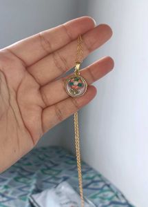 Vintage Flower Pendant Necklace