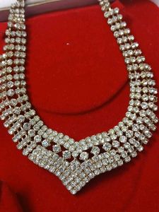 Sparkling Rhinestone Necklace Set