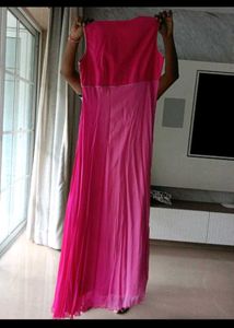 Elegant Pink Embroidered Kurta