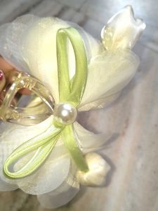 🆕️Elegant Floral Hair Clip
