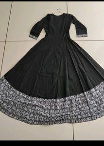 Elegant Black Kurta with Tree Embroidery