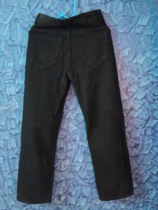 Black Stright Fit Denim Jeens
