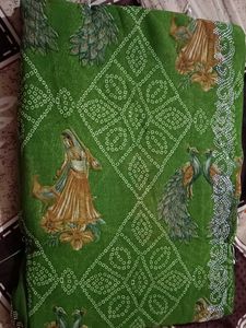 Elegant Green Saree with Peacock &amp; Lady Print