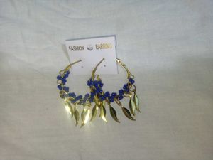 Blue Beaded Gold Leaf Hoop Earrings ✨and a free re