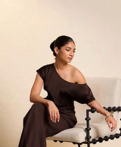 Chic One-Shoulder Top