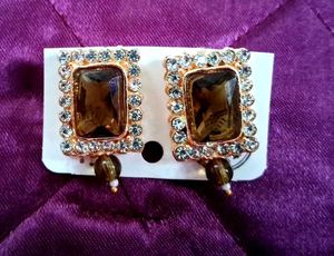 Stunning Necklace & Earring Set
