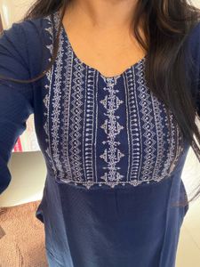 Elegant Blue Embroidered Kurta