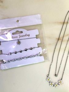 4pc Chic Daisy Flower Necklace Set