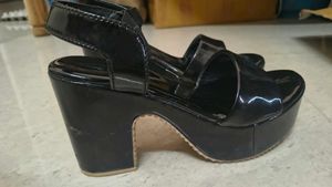 Chic Black Patent Platform Heels
