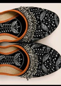 Combo Pack of 2 Women’s Flats – Black Embroidered