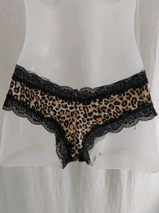 victoria's secret Leopard Print Lace Trim Panty