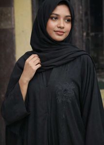 Elegant Classic Black Abaya with Minimal Detailing