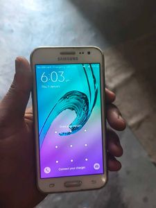 Samsung Smartphone J2