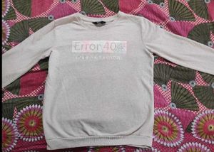 Max "Error 404" Graphic Sweatshirt